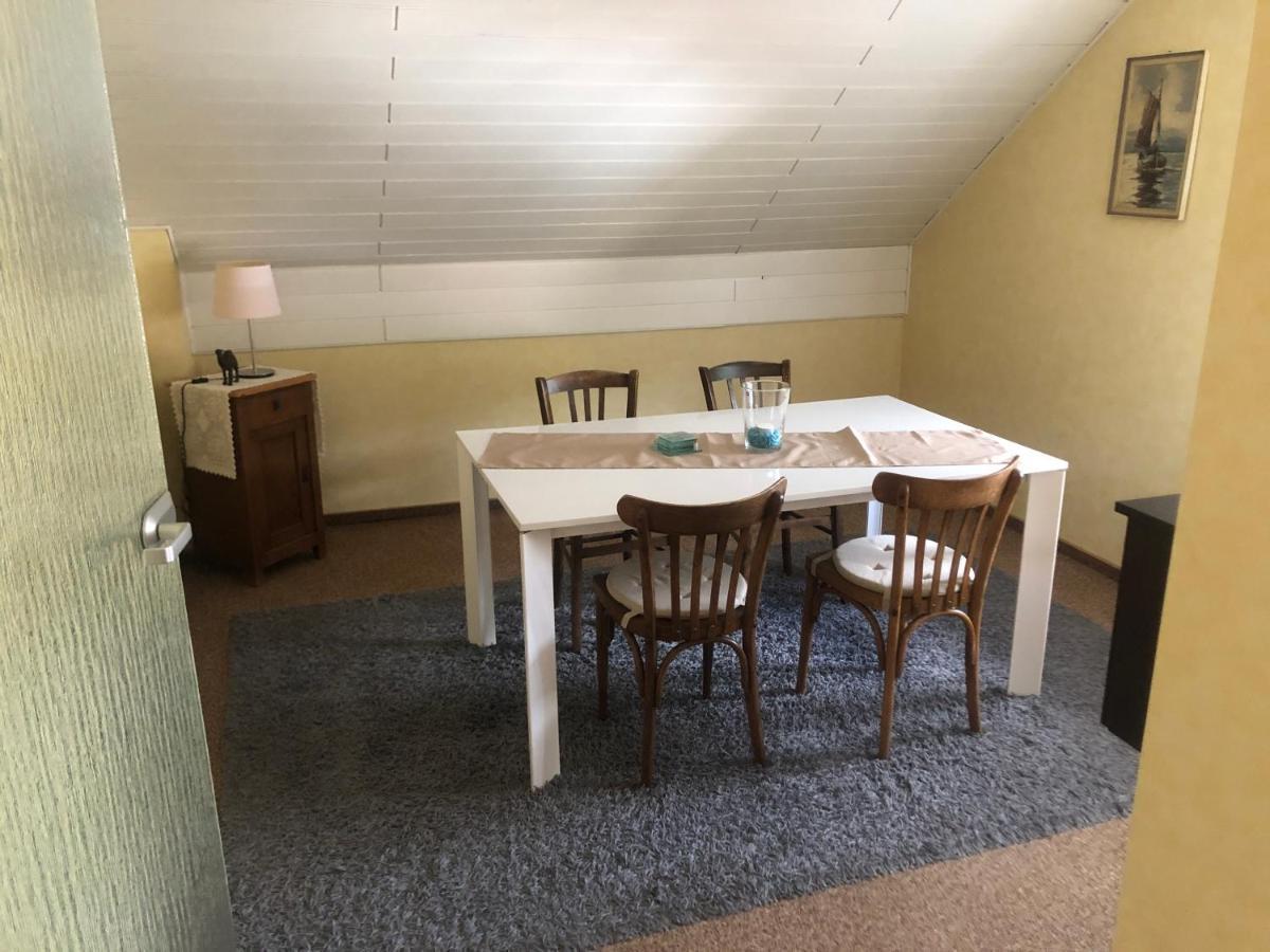 Ironico Homestay 4 Schlafzimmer Ferienwohnung 100 M2 Nahe Bostalsee Eisen  Eksteriør bilde